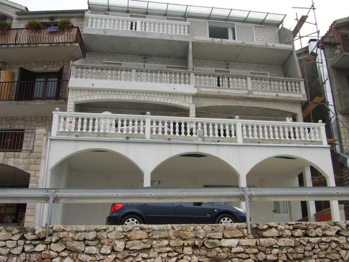 Apartments By The Sea Milna, Hvar - 12244 Exterior photo